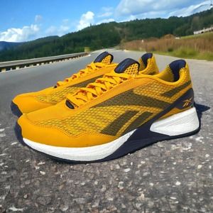 Reebok Mens Speed 21 TR Athletic Running Sneakers Shoes Size 7.5 Yellow Q47233